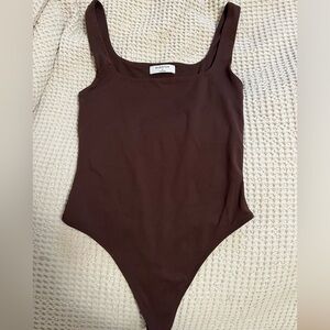 aritzia contour tank bodysuit